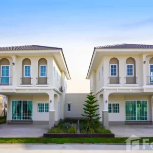 4 Bedroom House for sale at Diya de' Arco