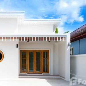 Minimal Modern House in Thalang