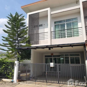 3 Bedroom Townhouse for sale at The Miracle Plus Phetkasem 63 Project 1