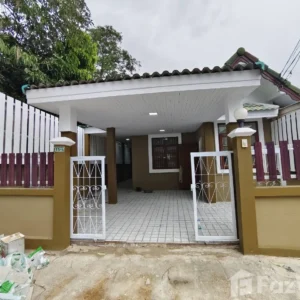 Corner Unit Townhouse – Saenrak Village 3, Huay Yai