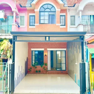 Townhouse in Rinticha Village Soi Romklao 6